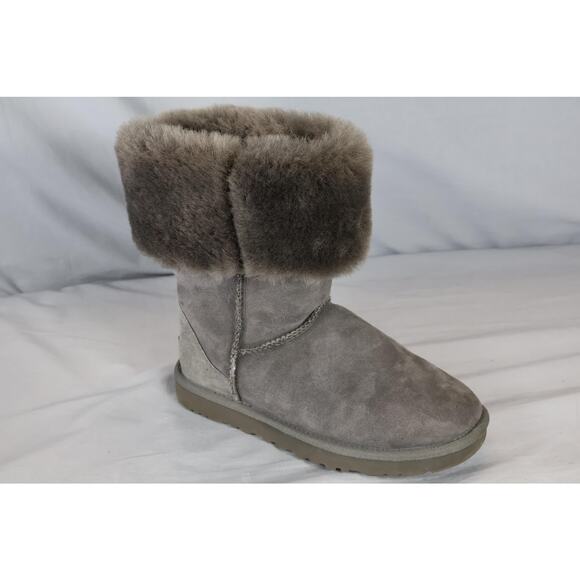 UGG Classic Short Boots Womens Size 7 Sheepskin Suede Winter 5815 Warm Cozy Shoe - Picture 8 of 10